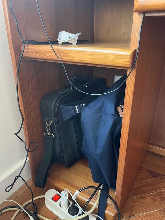 Secretária de escritório madeira maciça