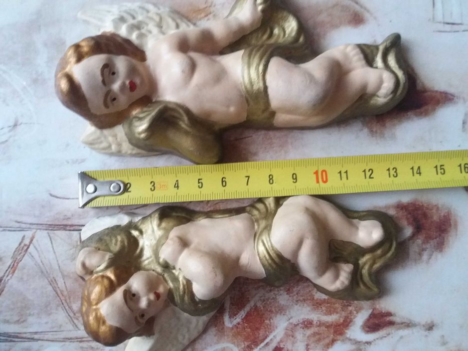 Gipsowe aniołki cherubinki putto