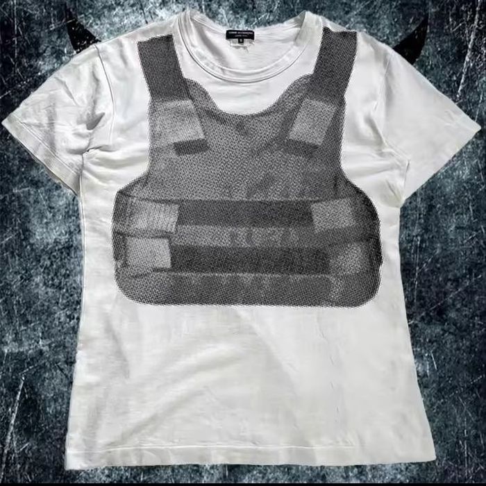 Футболка Comme des garcons type