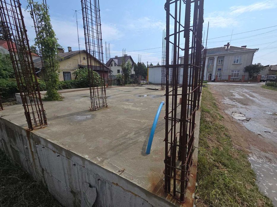 Нежитлове приміщення навпроти Поліклініки, м. Кам'янка-Бузька