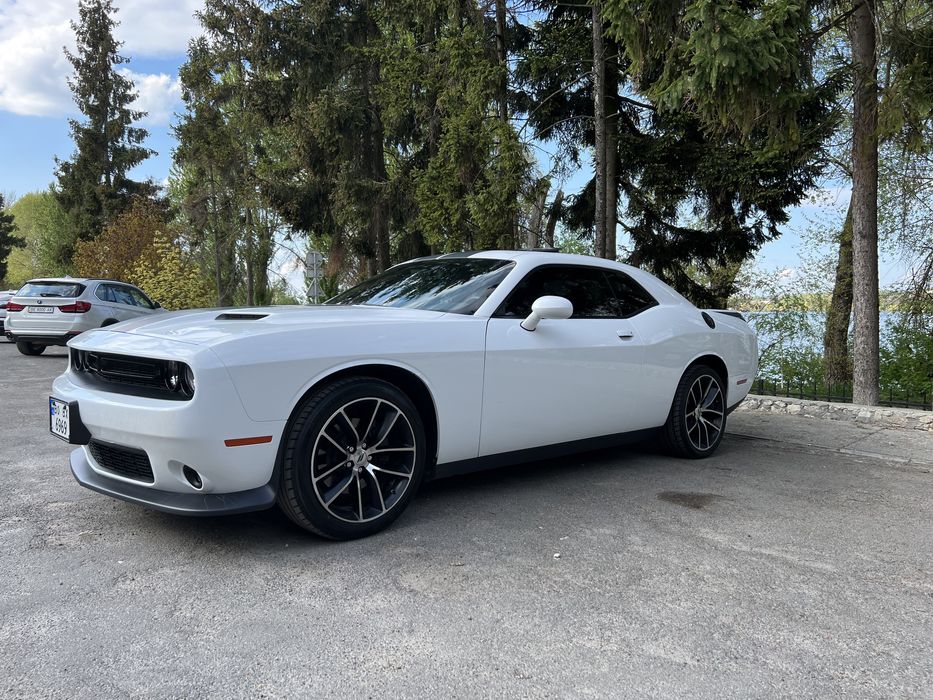 dodge challenger 3.6 SXT plus blacktop 2019