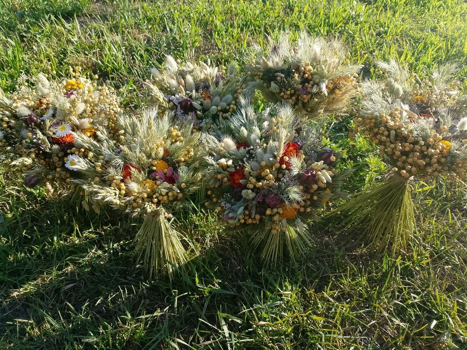 Маковійчики в букетах.