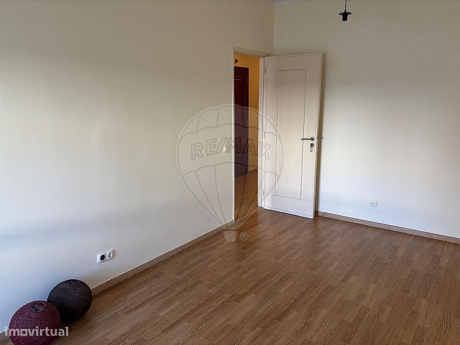 Apartamento T2 para arrendamento