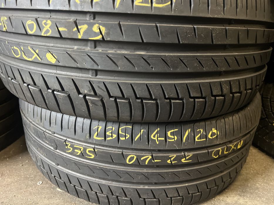 Opony Continental Premiun235/45/20 para