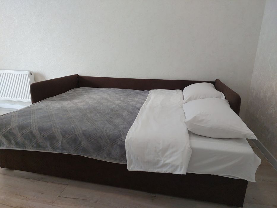 Новенькі апартаменти у центрі ЖК "Київ-Скай"