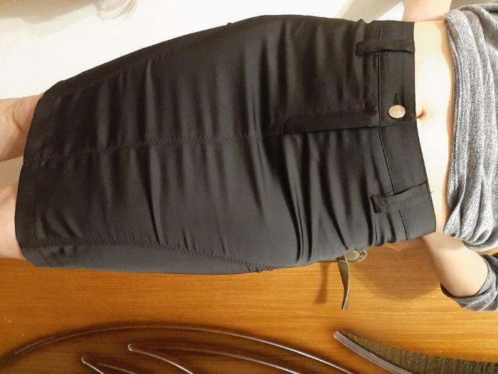 Продам юбку карандаш.