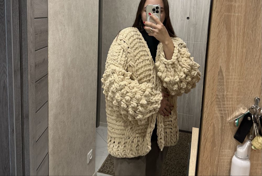 Кардигани на замовлення з плюшевої пряжі