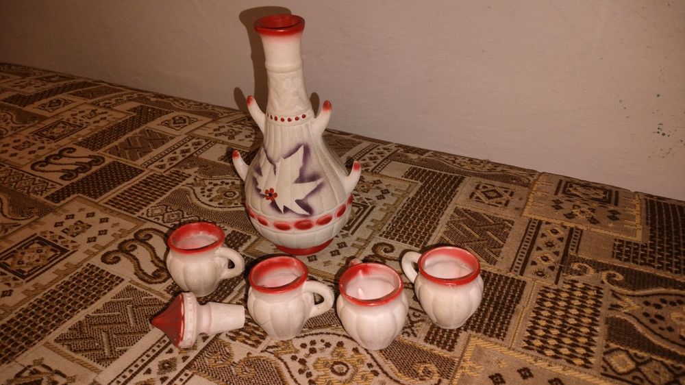 Karafka dzbanek 21cm + 4 czarki ceramika PRL