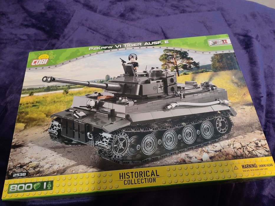 PzKpfw VI Tiger Ausf. E - klocki Cobi