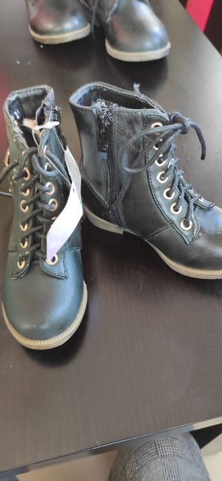 Sprzedam kozaki dla dziecka rozmiar 21 na kożuchu ciepłe