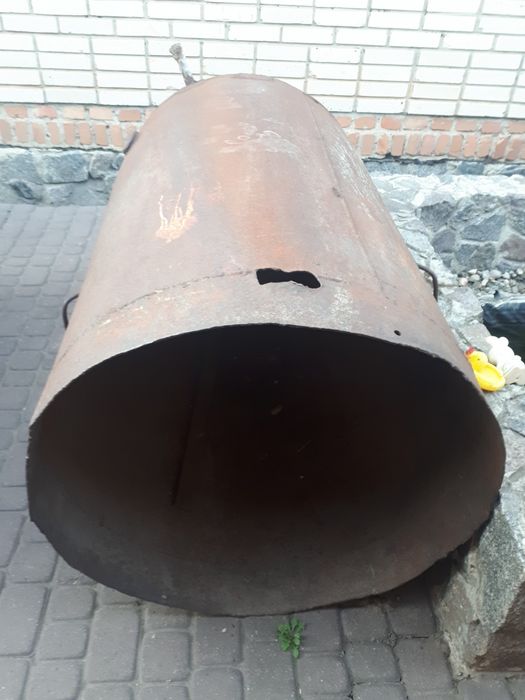 Продам ємність металеву