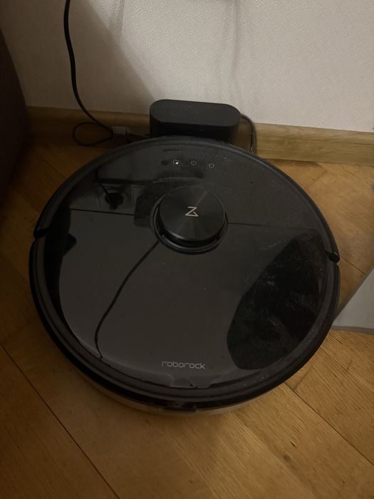 Продам робот-пилосос Roborock S6 MaxV