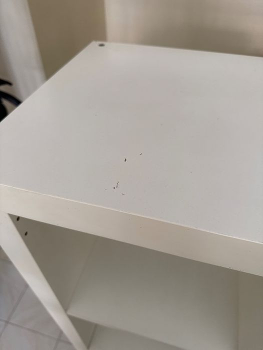 Móvel Ikea com compartimentos