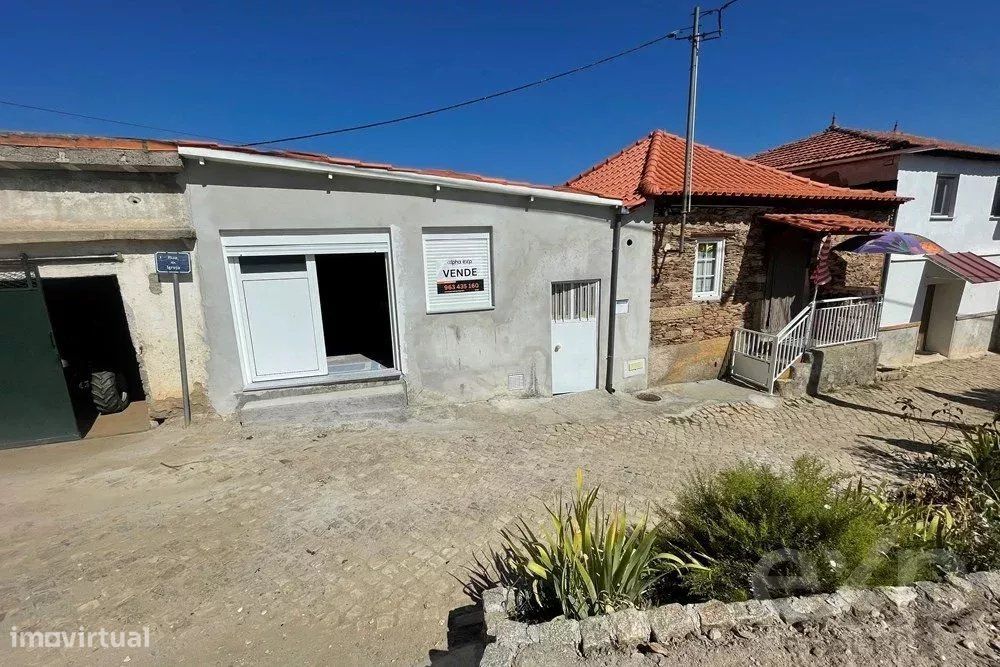 Moradia T2 em Mirandela com 110 m² à venda