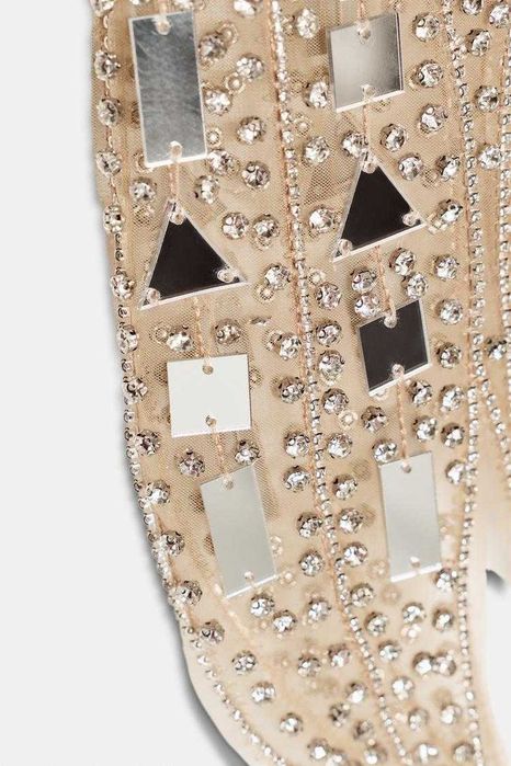 Та сама спідниця Zara 3920/110/808