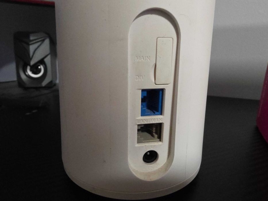 Huawei B528s-23a  Router