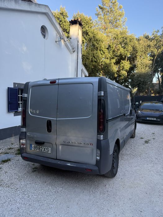 Opel vivaro 1.9 CDTI  com A/C