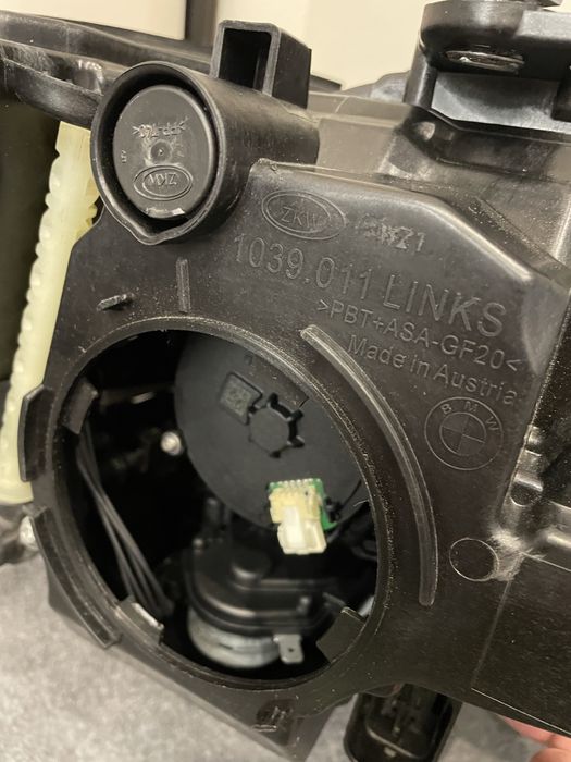 Фари BMW 5 G30, Adaptive LED, Icon Light ліва і права