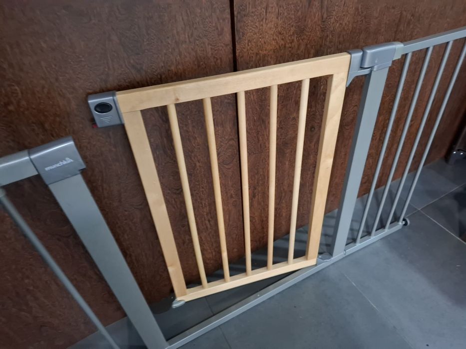 Porta de seguranca para escadas
