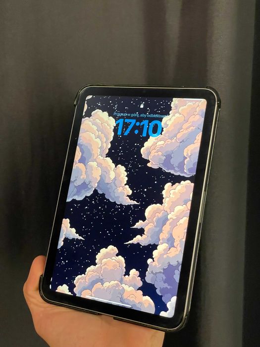 iPad MINI 7 128gb Wi-Fi + Case