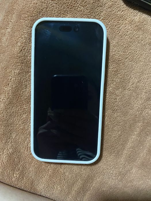 Продам iPhone 15