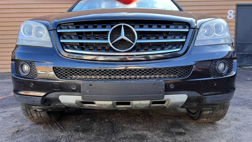 Передний бампер Mercedes ML W164 C197 передній бампер МЛ 164 Дорест