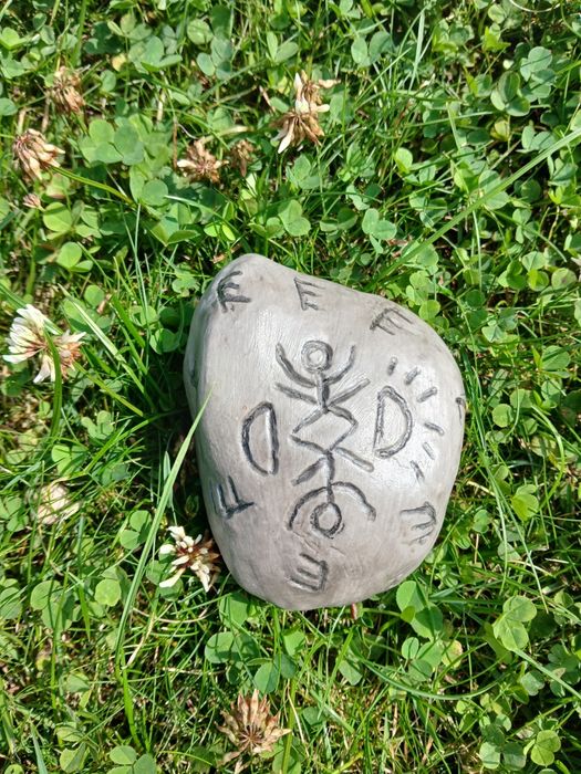 Talizman FROME 'Stamtąd'