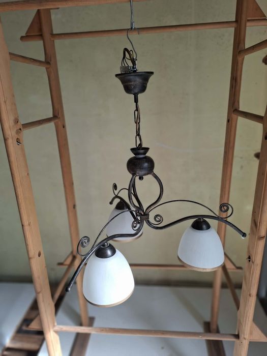 Lampy, żyrandole