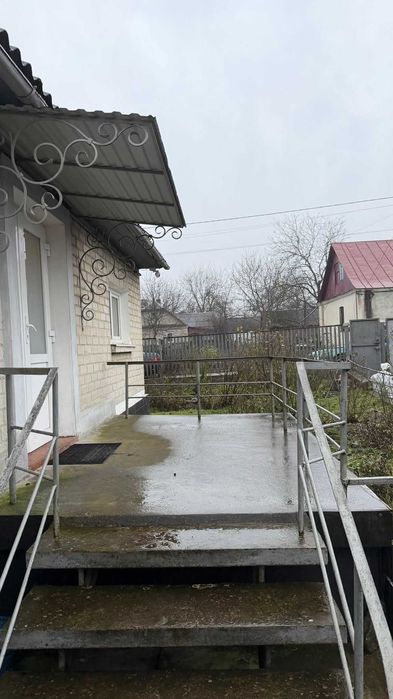 Продаж будинку в Почаєві