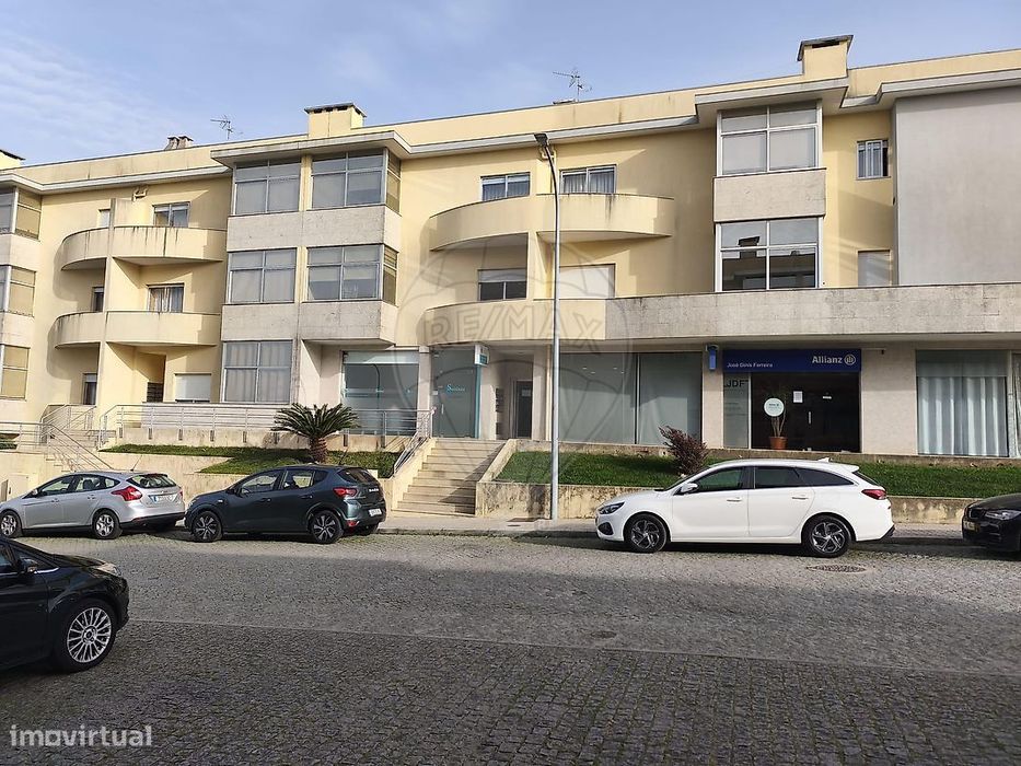 Apartamento T2 para venda — Santo Tirso, Couto (Santa Cristina E São Miguel) E Burgães, Porto