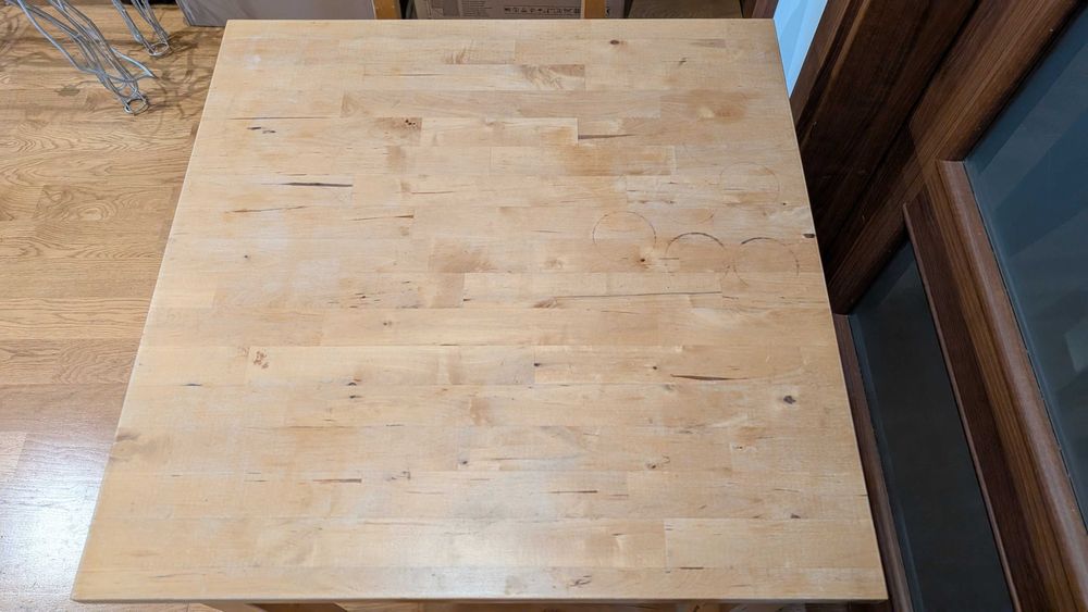 Stół drewniany z krzesłami IKEA