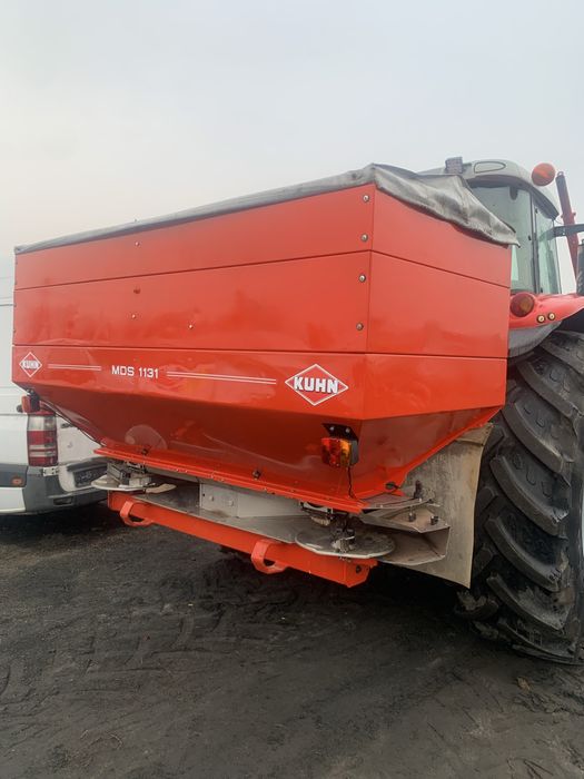 Rozsiewacz nawozu 3 tony kuhn vicon