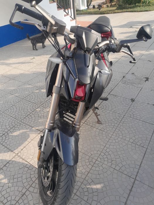 Zontes 125 U com 19000