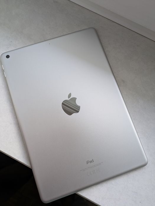 iPad 7 generacji 10.2 32 GB srebrny + Apple Pencil