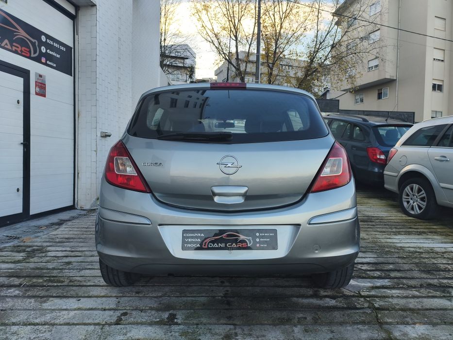 Opel corsa 1.2 16v