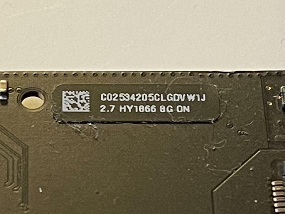 MacBook Pro Retina A1502 – Damaged for Parts64740942049283123