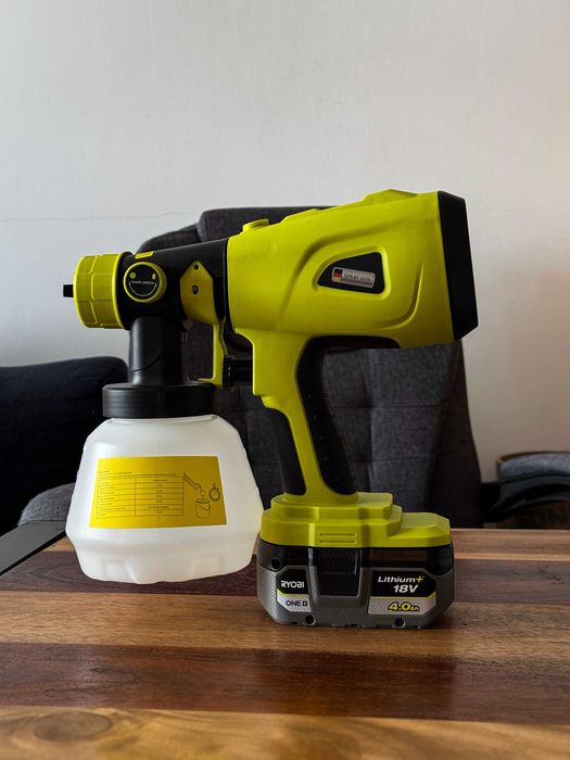 TANIO pistolet do malowania drewna pasuje do baterii RYOBI 18V