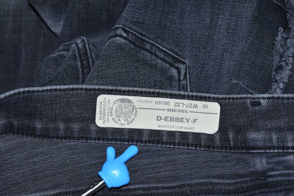 Diesel D-Ebbey-F Bootcut Stretch Jeans 27x32