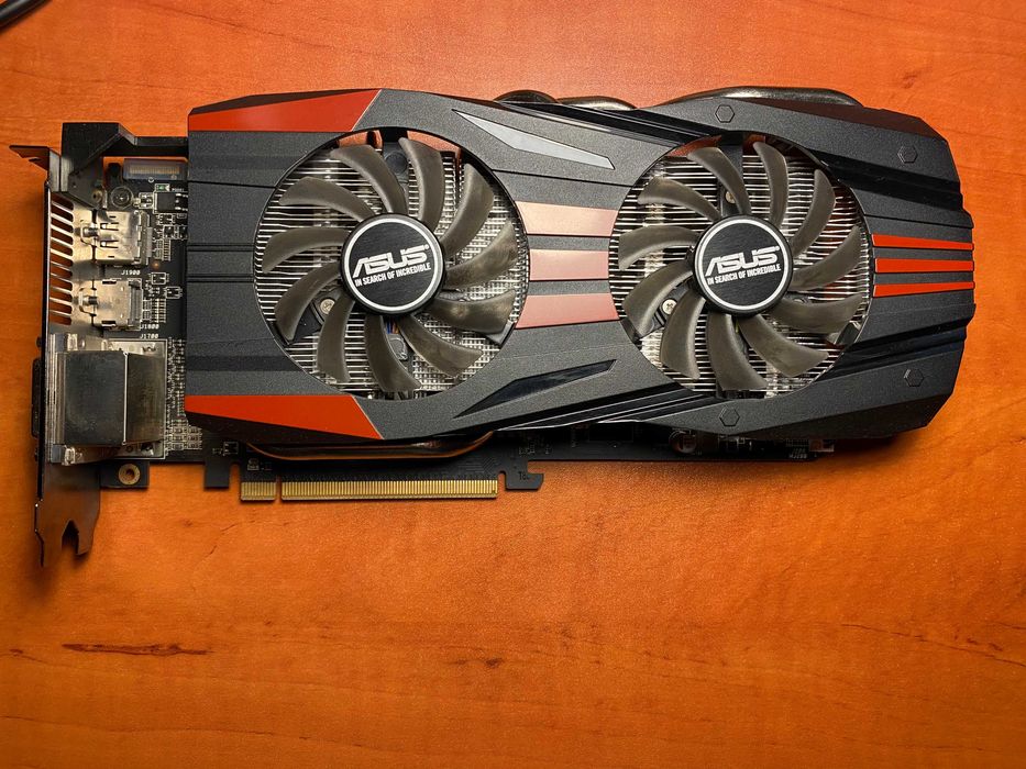 ASUS Radeon R9 270X 2048MB 256bit DirectCu II
