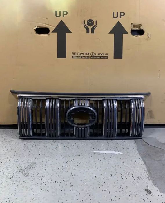 Бампер Toyota Land Cruiser Prado 150 2017 2018 2019 2020 2021 прадо
