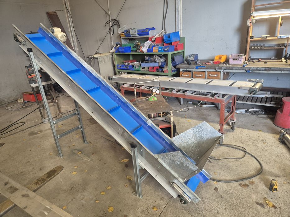 Przenosnik tasmowy taśmociąg podajnik transporter  wznoszący skośny