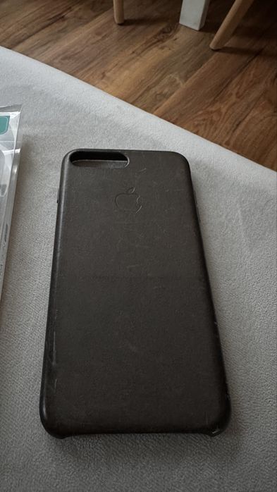 Oryginalne etui Apple iphone 8 Plus skórzane, szare, drugie gratis plus szkło ochronne.