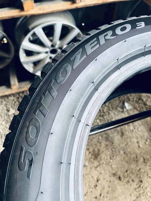 Шини Резина Зимові  205 60 16 Pirelli Sottozero3 4шт