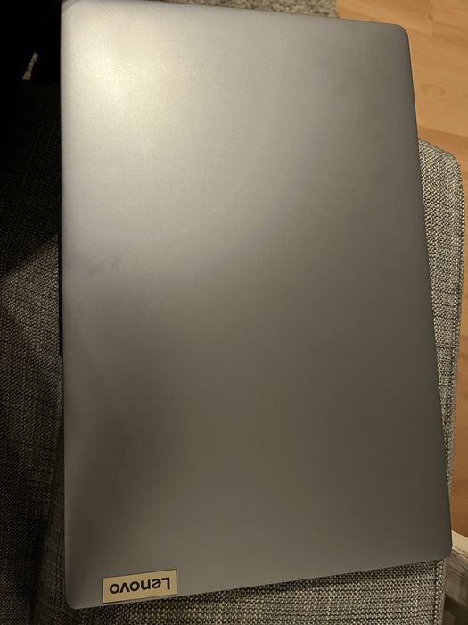 Portatil LENOVO como novo