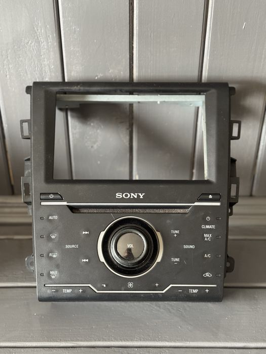 Панель управління радіо та клімат Sony  Ford Fusion mk5 2012-2020