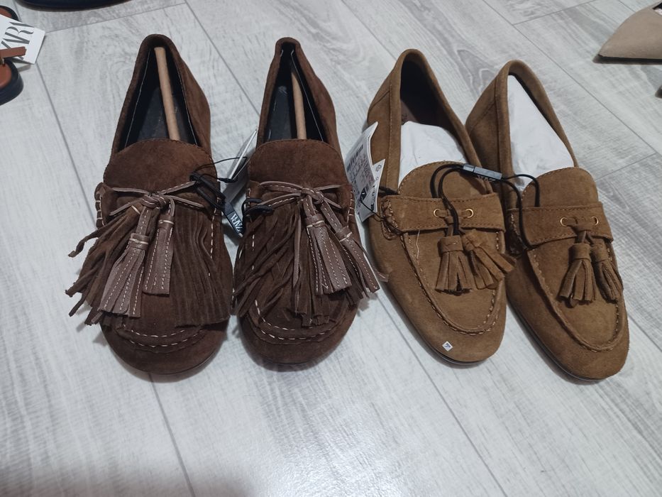 Нові замшеві  лофери Zara
