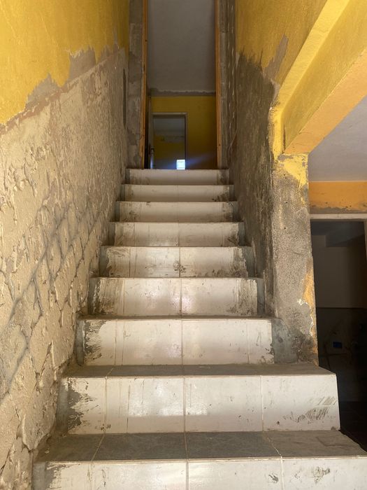 Casa para acabar de recuperar em Escalos de Cima (10 minutos de Castelo Branco)