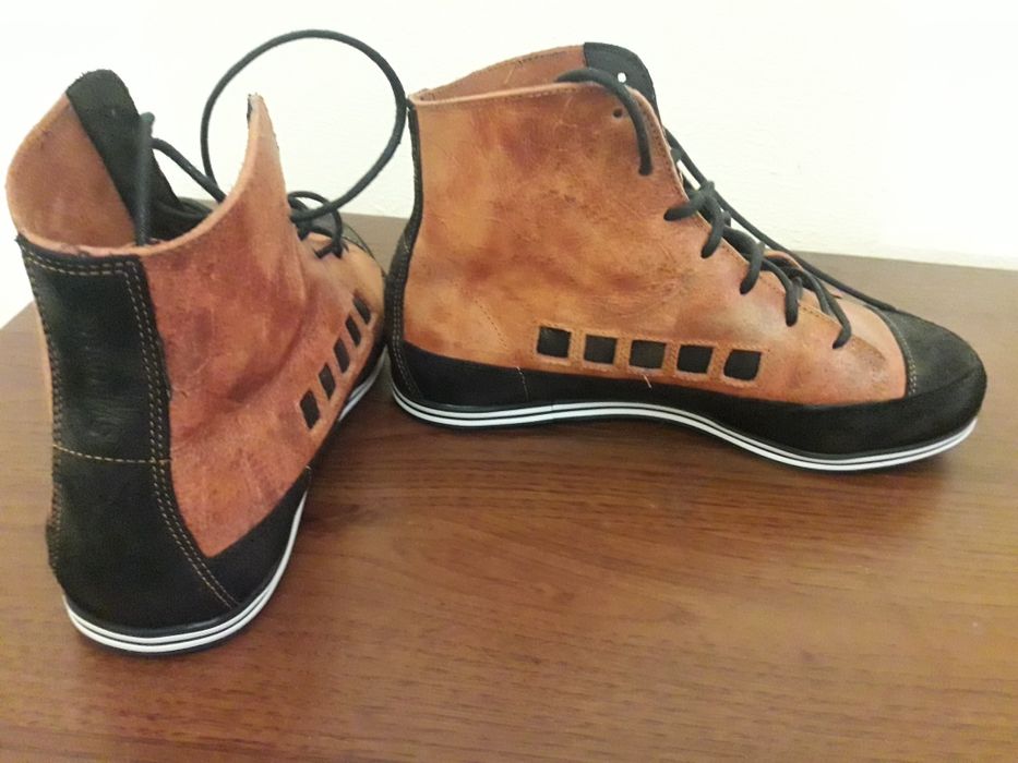 Женские, кожаные ботинки