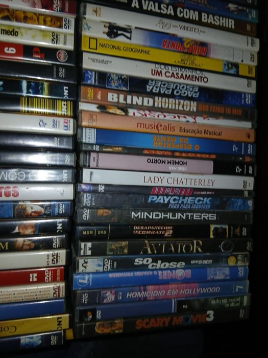 Conjunto 80 DVd filmes diverso 50 €