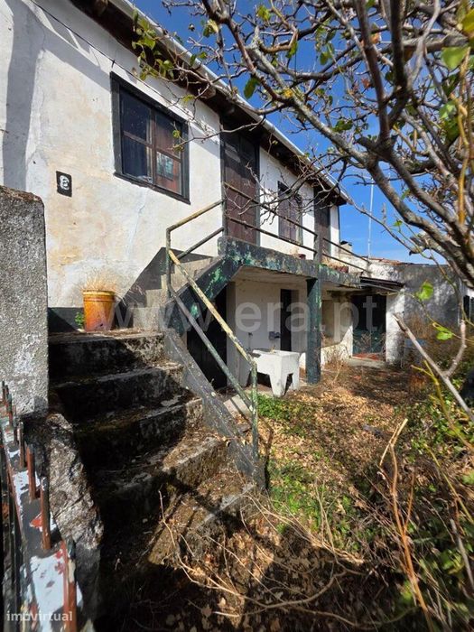 Moradia T2 / Gouveia, Paços da Serra